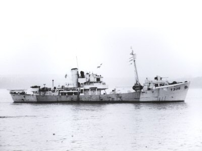 WEM 1/700 HMS Coldstreamer (T337) (K 764)